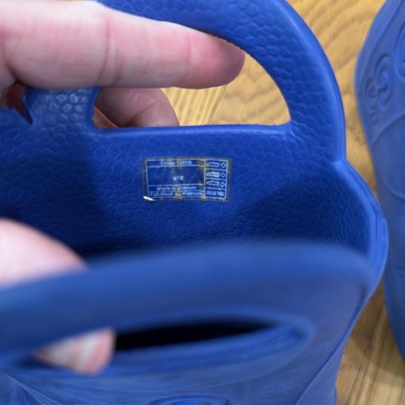 Kids Toddler boys bright blue Crocs rainboots size 12 - Picture 13 of 13